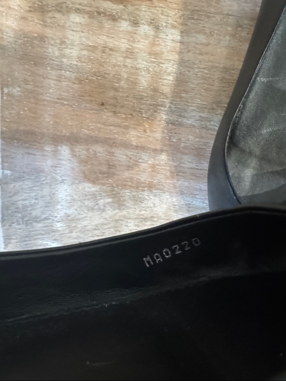 Louis Vuitton Black Leather Pointed Toe Flats with Gold LV Emblem - Picture 7 of 7